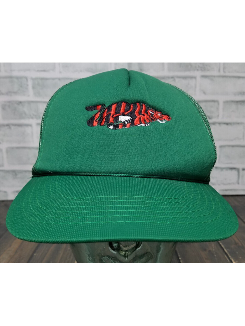 Vintage YOUNG AN Grumman Embroidered Aircraft Tiger Trucker Cap GREEN Aviation